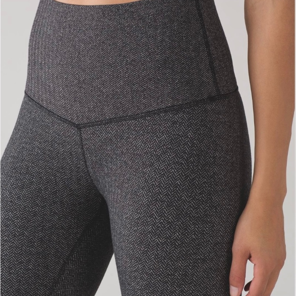Wunder Under Pant (Hi-Rise) in Heathered Herringbone Black Black
